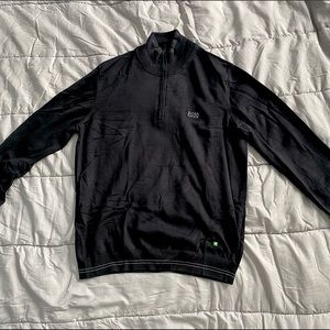 Hugo Boss 1/4 zip pullover. In excellent condition. Size Large
